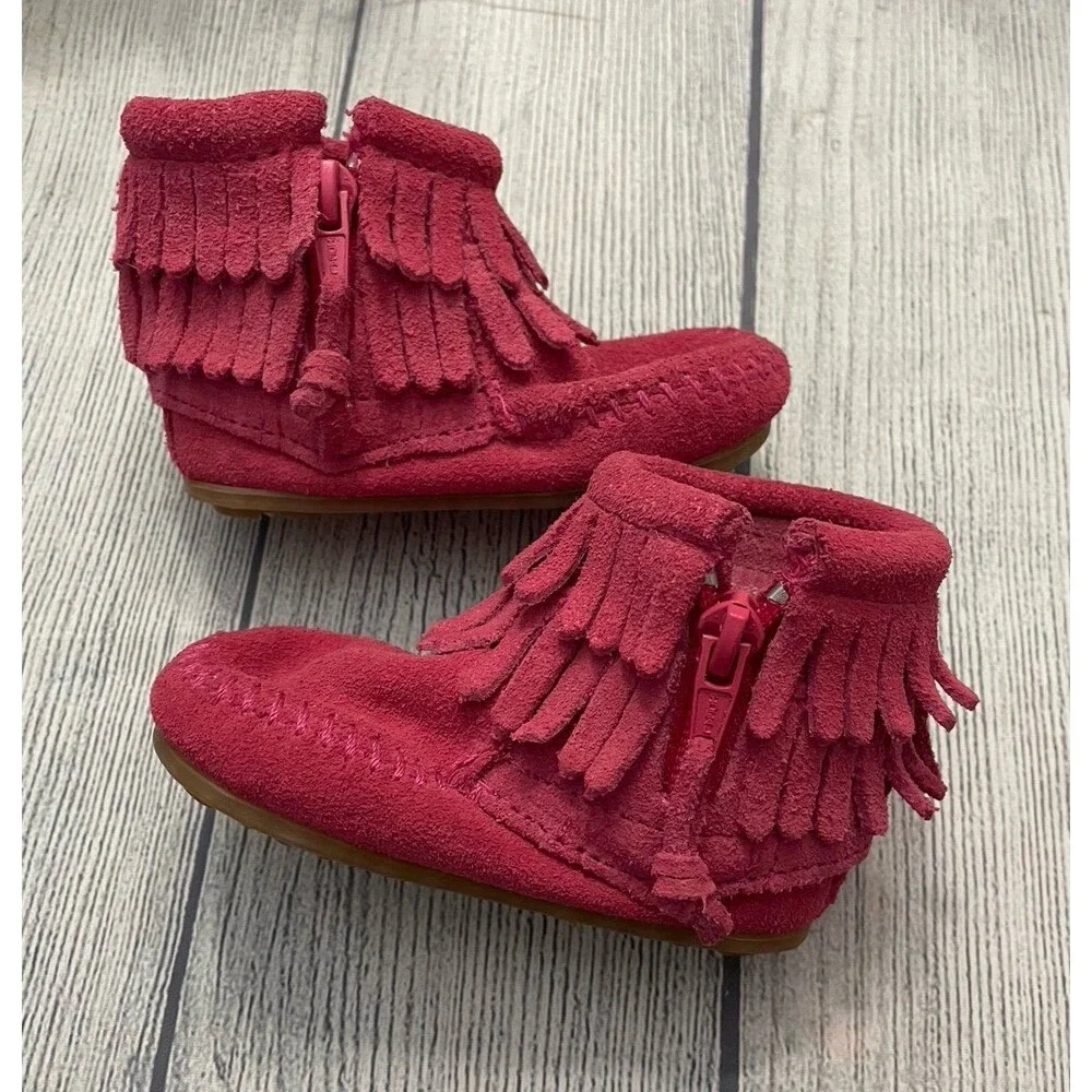 Pink Minnetonka Fringe Baby Girl Moccasins, Size 2